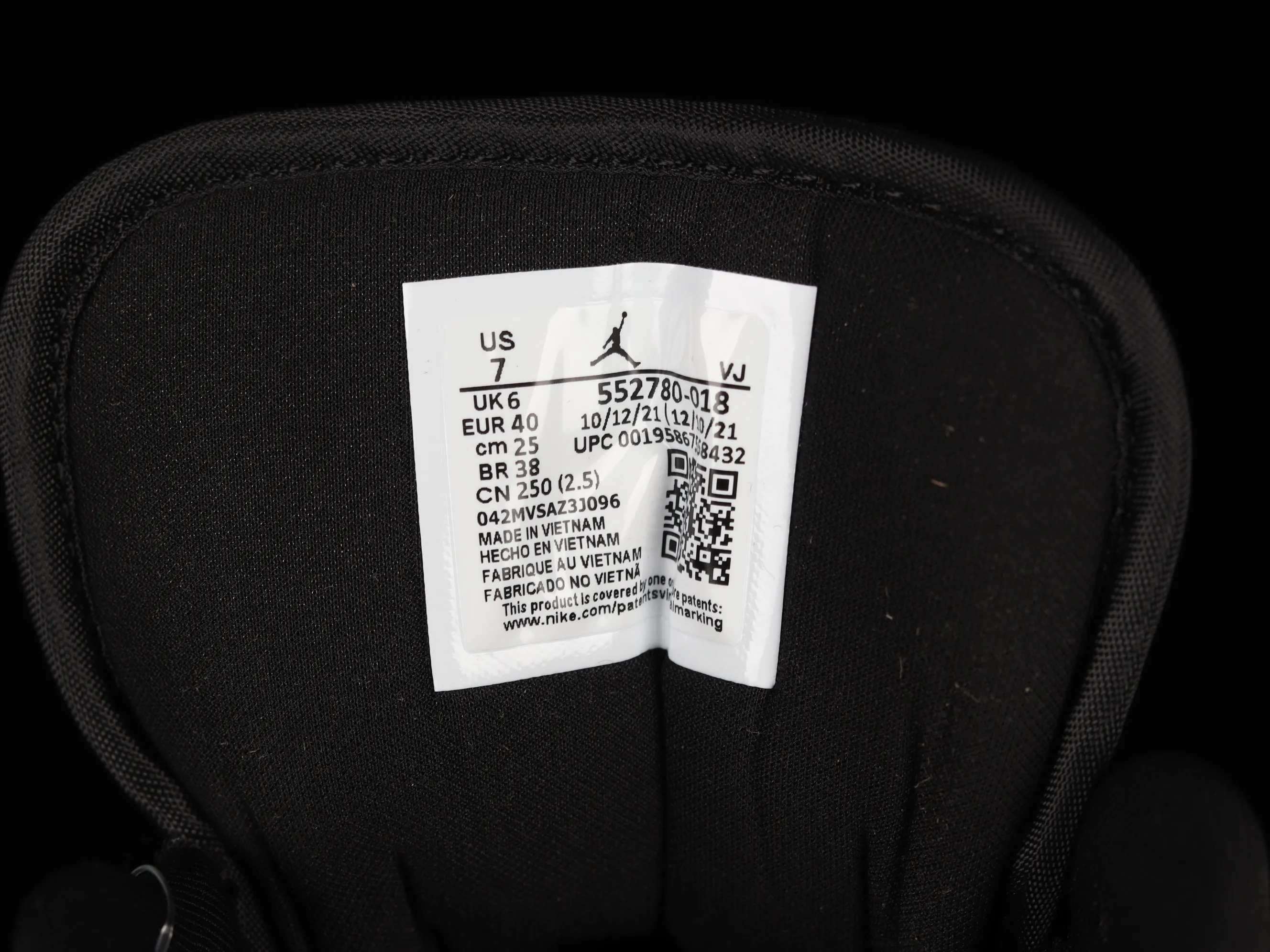 All categories Air Jordan Jordan series basketball shoes Air Jordan 1 Low Air Jordan 1 Low "New Emerald" AJ1 Joe 1 black and white gray 552780-018